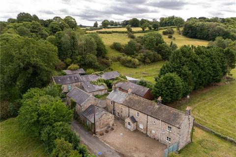 Garden House Farmhouse & Cottage... 4 bed semi