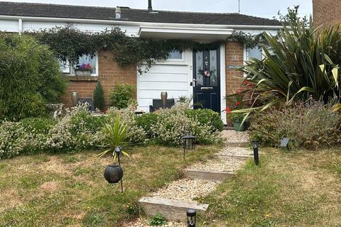 Fir Walk, Torquay, TQ2 7HQ 2 bed semi