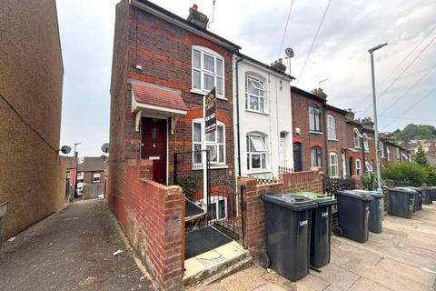 South Luton, Luton LU1 3 bed end of terrace house for sale