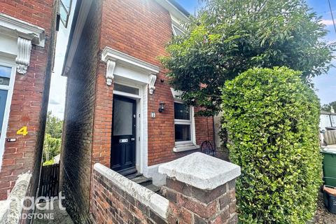 Prospect Place, Maidstone 3 bed semi