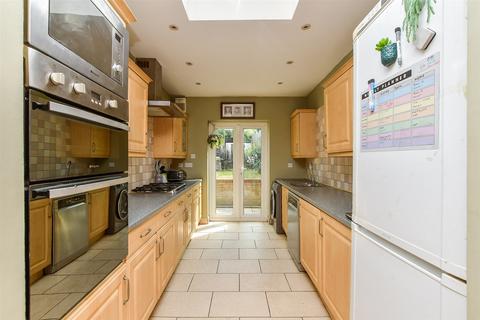 Margate Road, Ramsgate CT12 3 bed terraced house for sale