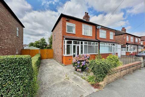 Worsley Crescent, Stockport SK2 3 bed semi