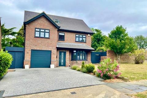 Priory Road, Romford 4 bed detached house for sale