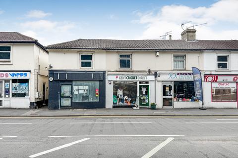 152 London Road, Southborough, Kent... Mixed use for sale