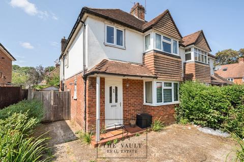 Guildford GU2 3 bed semi