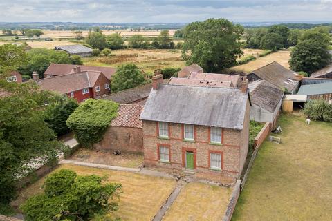 Springfield Farmhouse and Barns... 5 bed character property for sale