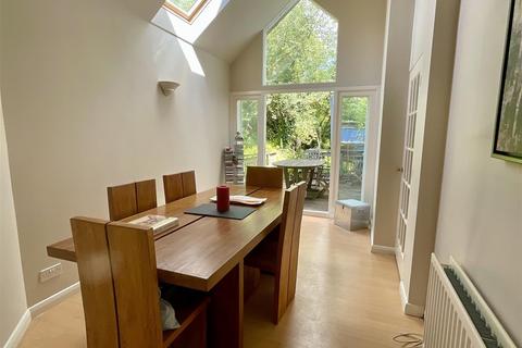 Teddars Leas Road, Folkestone CT18 3 bed detached house for sale