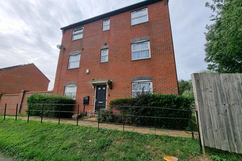 Discovery Road, Leicester, LE4 4 bed end of terrace house for sale