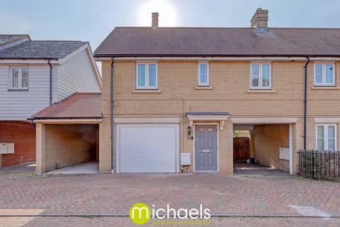 Salamanca Way, Colchester... 2 bed maisonette for sale