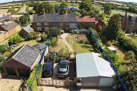 Main Street, Eastwell, Melton Mowbray 4 bed cottage for sale
