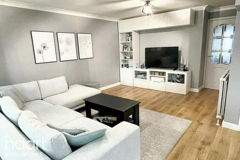 Bronte Close, Gants Hill 4 bed semi