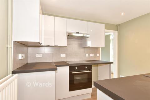 The Street, Faversham, Kent 3 bed semi