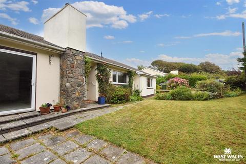 Meadow Lane, Nolton Haven, Haverfordwest 4 bed detached bungalow for sale