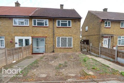 Hilldene Avenue, Romford 3 bed end of terrace house for sale