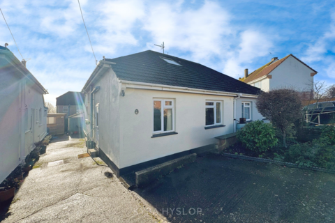 8 Brookside Crescent, Exeter, Devon... 2 bed bungalow for sale