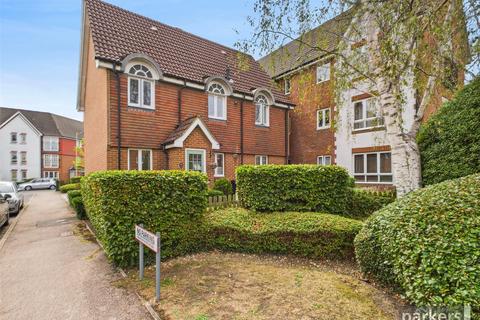 Hartigan Place, Reading RG5 2 bed apartment for sale