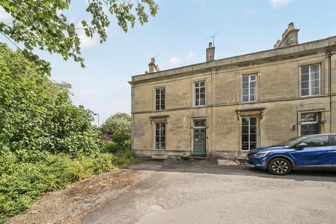 Hilperton Road, Trowbridge BA14 4 bed end of terrace house for sale