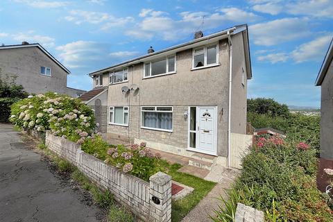 Russell Close, Bassaleg, Newport 3 bed semi