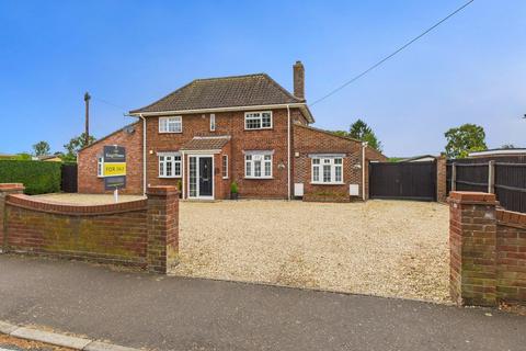 Bexwell Road, Downham Market PE38 4 bed detached house for sale