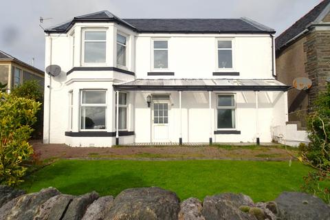 35 Alexandra Parade, DUNOON, PA23 8AF 2 bed ground floor flat for sale