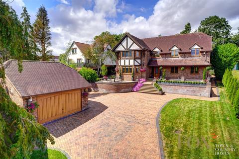 Malvern Road, Worcester WR2 5 bed detached house for sale