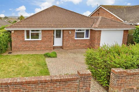 Roderick Avenue, Peacehaven, East Sussex 7 bed chalet for sale