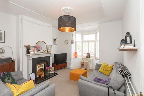 St. Thomas Road, Sheffield S10 3 bed end of terrace house for sale