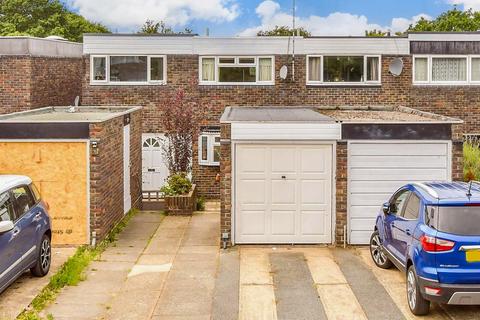 Wickham Place, Basildon, Essex 2 bed terraced house for sale