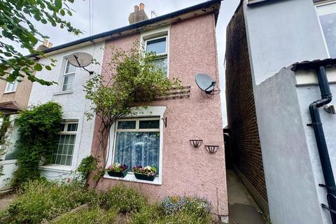 Canterbury Road, Croydon 2 bed end of terrace house for sale
