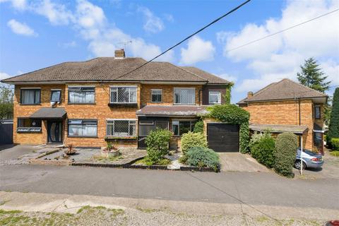 London Road, Billericay CM11 5 bed semi