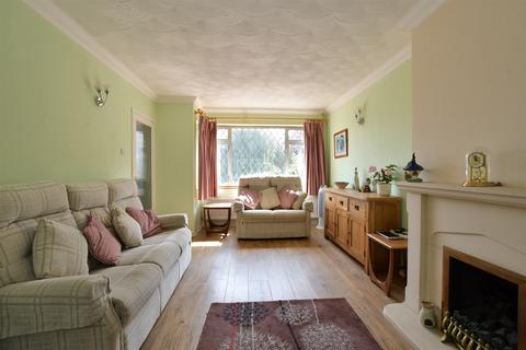 London Road, Billericay CM11 5 bed semi
