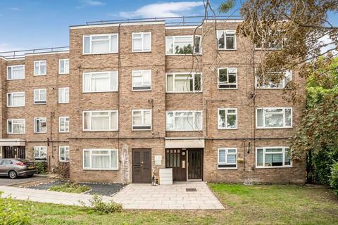 Lambourn Close, Hanwell, Middlesex... 2 bed apartment for sale