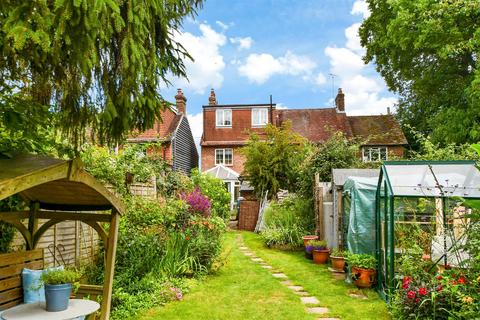 Palehouse Common, Uckfield, East Sussex 3 bed semi