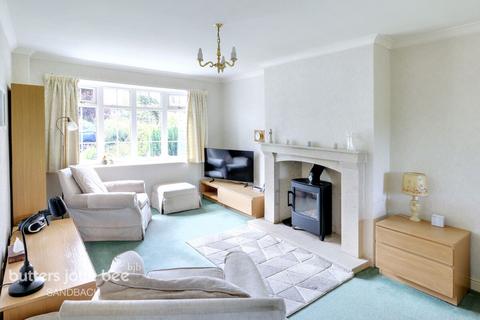 St Oswalds Crescent, Sandbach 3 bed semi