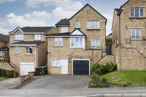 Woodlea Avenue, Huddersfield HD3 5 bed detached house for sale