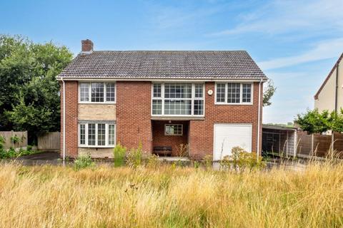Wyke, London Road, Retford... 4 bed detached house for sale