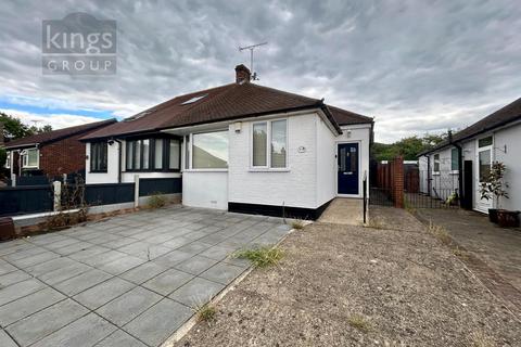Drysdale Avenue, London 2 bed bungalow for sale
