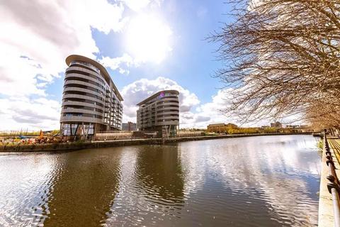 Pomona Strand, Old Trafford M16 3 bed apartment for sale
