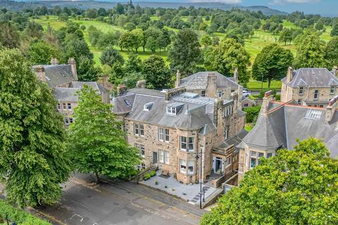 Victoria Place, Stirling, FK8 4 bed duplex for sale