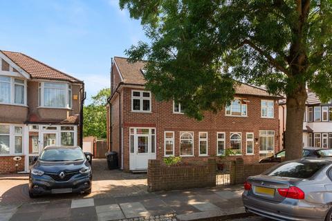 Hicks Avenue, Greenford, UB6 3 bed semi