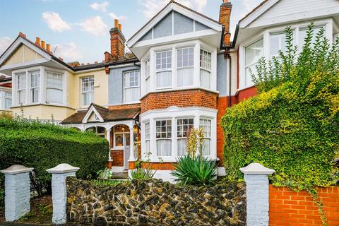 Belgrave Road, Wanstead 3 bed terraced house for sale