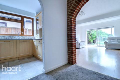 Charles Road, Dagenham 3 bed semi