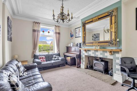 Burnley Road, Edenfield 3 bed detached house for sale