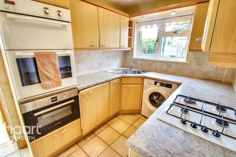 Sunnyvale, Raglan 3 bed semi