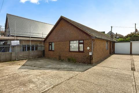 Lydd Road, Rye TN31 3 bed semi