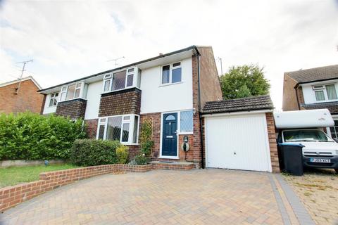 Christchurch Road, Tring 3 bed semi
