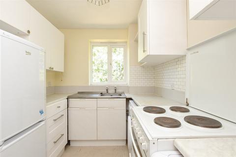 Chipstead Close, Sutton, Surrey 1 bed flat for sale
