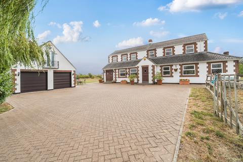 Horpit, Wanborough, SN4 6 bed detached house for sale