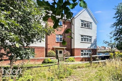 Broadclough Way, Maidstone 2 bed apartment for sale