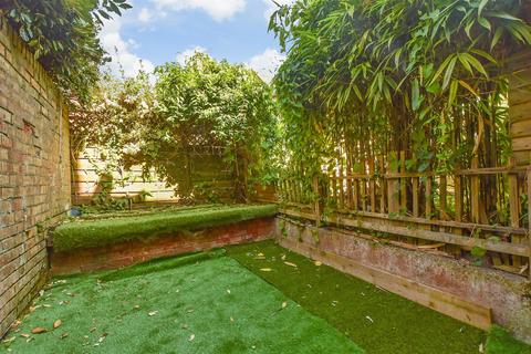New Street, Folkestone, Kent 5 bed end of terrace house for sale